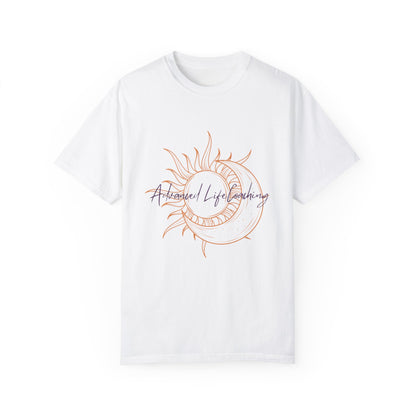 This is a comfortable t-shirt with the gold/orange and purple sun and moon design. Creating a beautiful uplifting feel to wear throughout the day. 